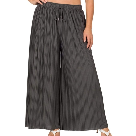 Zenana Pleated Linen Blend Wide Leg Pants
